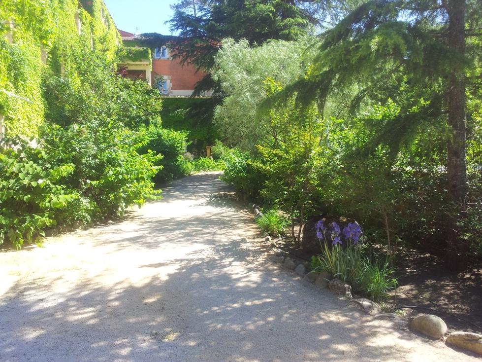 Apart'Hotel Les 4 Sources Corbes Exterior photo
